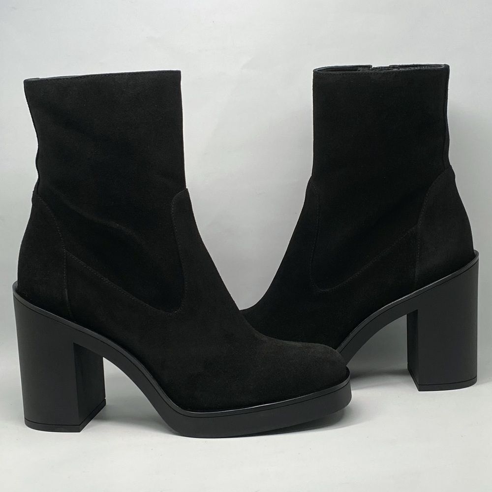 Stuart Weitzman Suede Platform Zipped Booties size 9.5